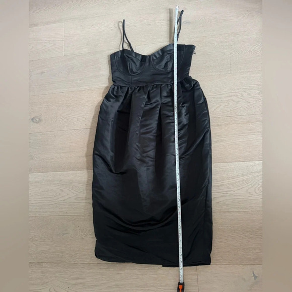 Women's Holiday Sweetheart Bubble Satin Midi Dress - Future Collective sx Small - Picture 6 of 8